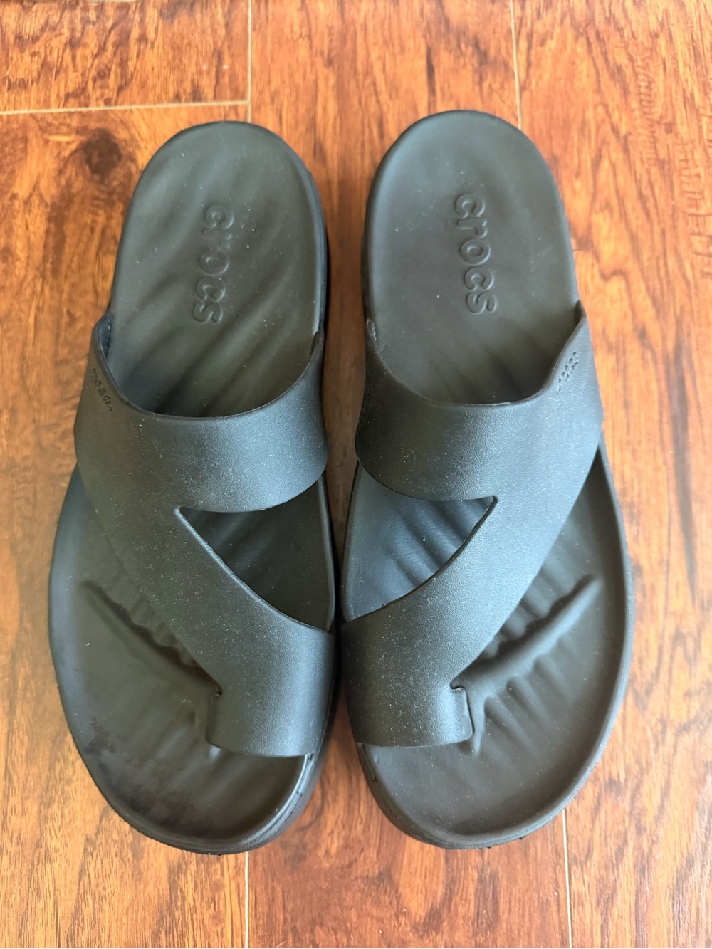 Women’s Platform Crocs - Picture 4 of 4